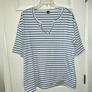 Women's Top